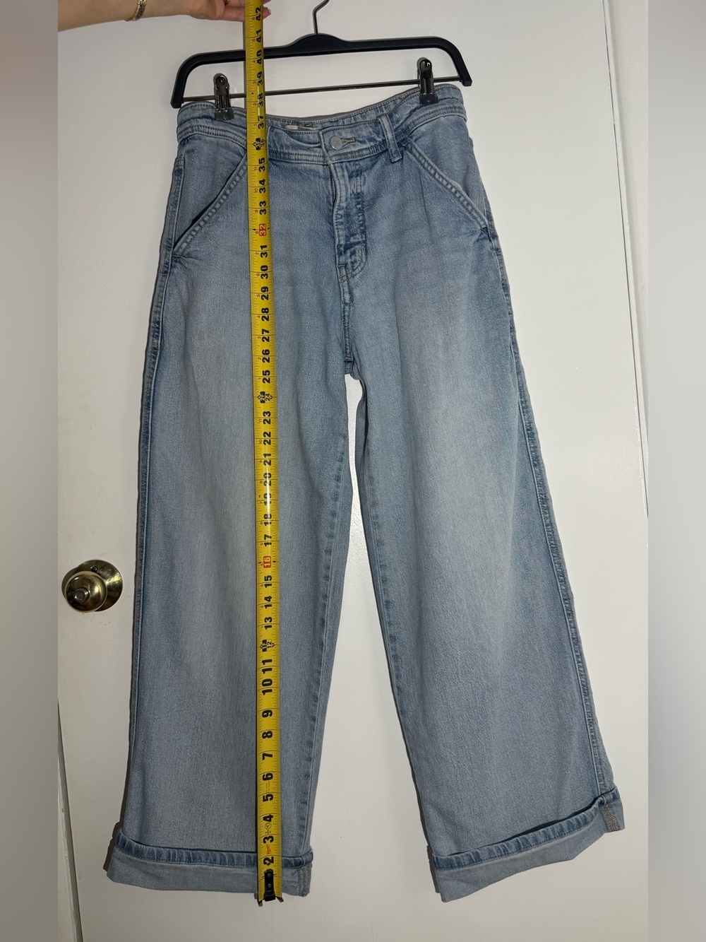 Pilcro by Anthropologie Mason High-Rise Wide Leg Relaxed Gaucho Ankle Jeans - Picture 11 of 12